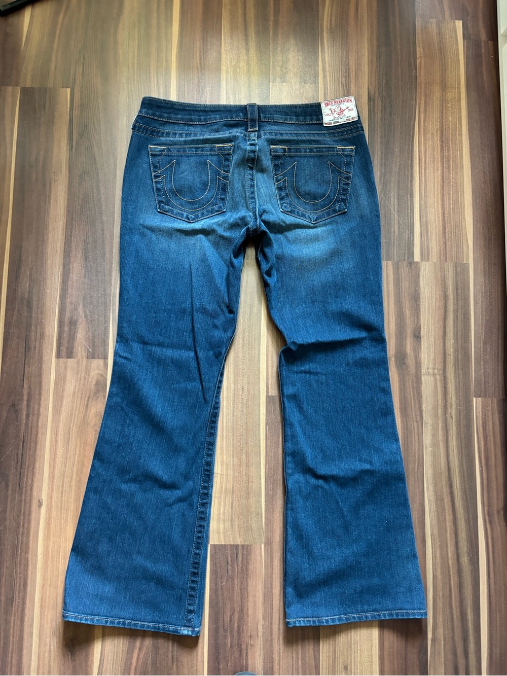True Religion Women's Medium Blue Flare Jeans with Signature Pocket Stitching - Picture 2 of 8